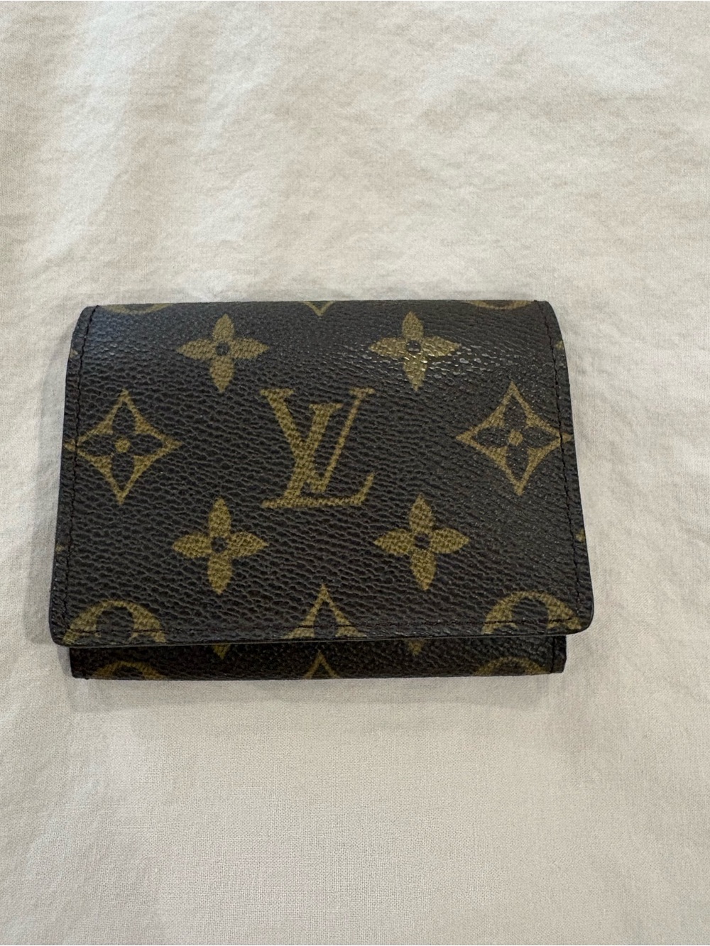 LV card holder - classic monogram